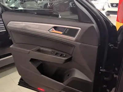 Volkswagen Teramont 2018, 55700 км, за 17401.15 USD - фото 7
