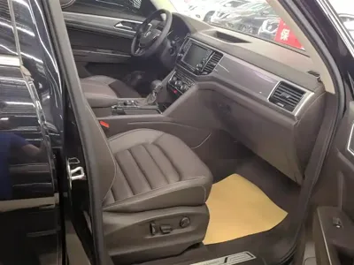 Volkswagen Teramont 2018, 55700 км, за 17401.15 USD - фото 8