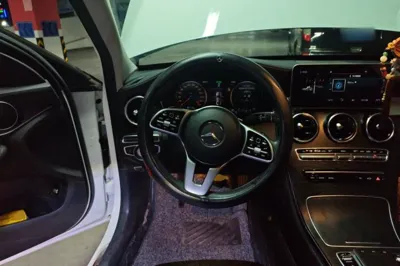 Mercedes-Benz C-Class 2019, 68100 км, за 17510 USD - фото 10