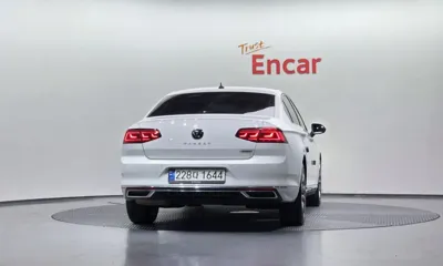 Volkswagen Passat 2021, 46533 км, за 16286.65 USD
