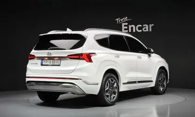 Hyundai Santafe 2023, 20698 км, за 24986.8 USD