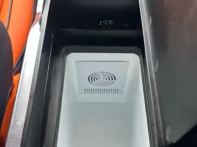 Mercedes-Benz Vito 2019, 91000 км, за 24282.05 USD - фото 9