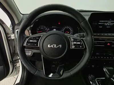 Kia Seltos 2023, 46091 км, за 12366.65 USD - фото 12