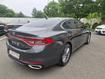 Hyundai Grandeur 2019, 149432 км, за 7540.79 USD