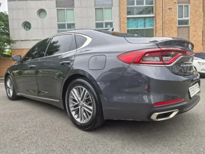 Hyundai Grandeur 2019, 149432 км, за 7540.79 USD