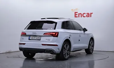 Audi Q5 2021, 46651 км, за 25547.67 USD