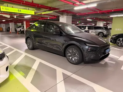 Tesla Model Y 2026, 9 км, за 46269.38 USD - фото 2