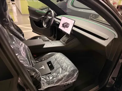 Tesla Model Y 2026, 9 км, за 46269.38 USD - фото 8