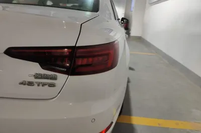 Audi A4L 2019, 98700 км, за 15575 USD - фото 9