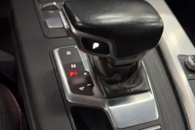 Audi A4L 2019, 98700 км, за 15575 USD - фото 21