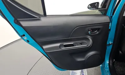 Toyota Prius 2019, 107842 км, за 7752.45 USD - фото 25