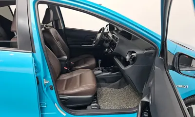 Toyota Prius 2019, 107842 км, за 7752.45 USD - фото 26