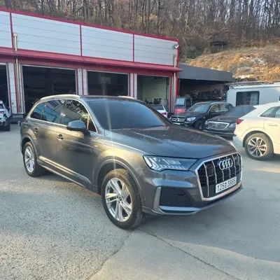 Audi Q7 2022, 82195 км, за 33876.24 USD - фото 6