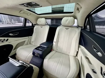 Bentley Flying Spur PHEV 2022, 29000 км, за 285162.22 USD - фото 11