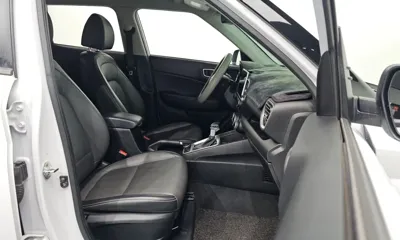Hyundai Venue 2020, 124339 км, за 7548.9 USD - фото 26