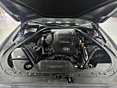 Hyundai Genesis 2016, 120818 км, за 7466.14 USD - фото 6