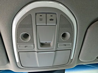 Hyundai Genesis 2016, 120818 км, за 7466.14 USD - фото 18