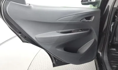 ChevroletGMDaewoo Bolt EV 2018, 166388 км, за 9717.09 USD - фото 25