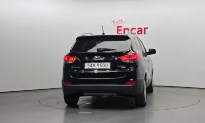 Hyundai Tucson 2012, 78617 км, за 4356.16 USD