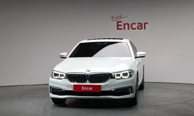 BMW 5-Series 2019, 82068 км, за 13981.88 USD