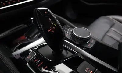 BMW 5-Series 2019, 82068 км, за 13876.23 USD - фото 9