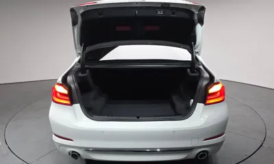 BMW 5-Series 2019, 82068 км, за 13876.23 USD - фото 20