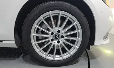 Mercedes-Benz E-Class 2023, 51187 км, за 26250.49 USD - фото 21