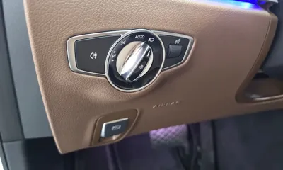 Mercedes-Benz E-Class 2023, 51187 км, за 26250.49 USD - фото 27