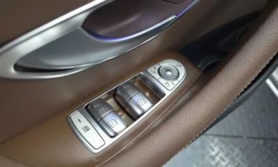 Mercedes-Benz E-Class 2023, 51187 км, за 26250.49 USD - фото 29
