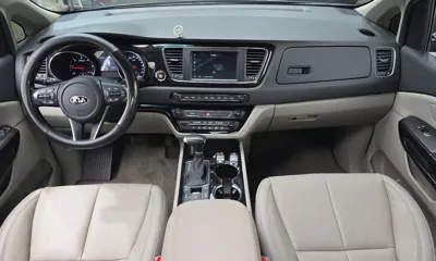 Kia Canival