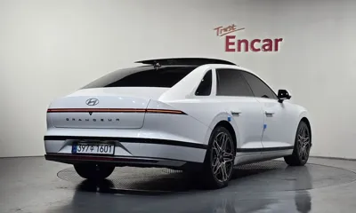 Hyundai Grandeur 2023, 124013 км, за 19632.48 USD