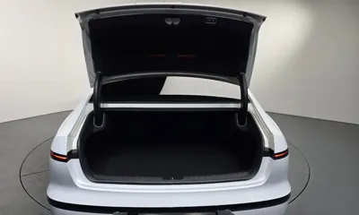 Hyundai Grandeur 2023, 124013 км, за 19632.48 USD - фото 33
