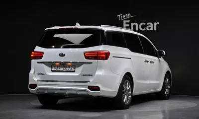 Kia Canival 2019, 43228 км, за 12295.09 USD