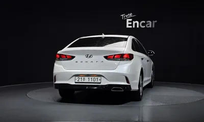 Hyundai Sonata 2018, 109462 км, за 5785.61 USD