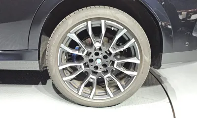 BMW X6 2025, 16431 км, за 74884.39 USD - фото 21