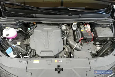 Kia Canival 2025, 6700 км, за 53355.08 USD - фото 6
