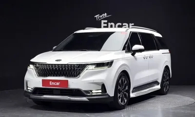 Kia Canival · 2021 год
