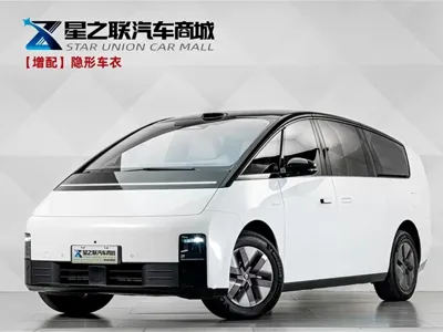 Li Auto Li MEGA · 2025 год