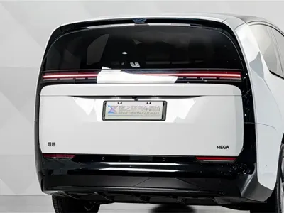 Li Auto Li MEGA 2025, 18500 км, за 70088.46 USD - фото 7