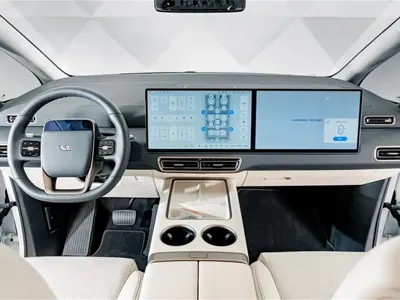 Li Auto Li MEGA 2025, 18500 км, за 70088.46 USD - фото 11