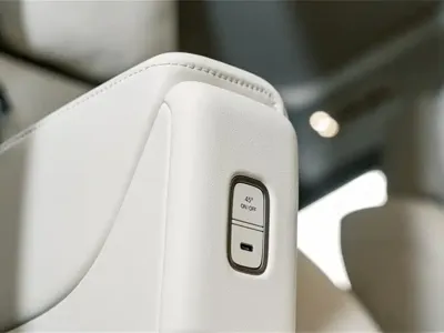 Li Auto Li MEGA 2025, 18500 км, за 70088.46 USD - фото 23