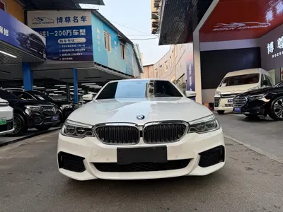 BMW 5 Series 2020, 104000 км, за 28006.72 USD