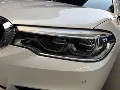 BMW 5 Series 2020, 104000 км, за 28006.72 USD