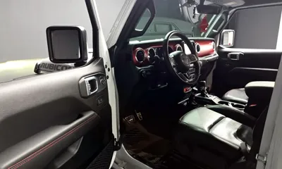 Jeep Wrangler 2023, 21684 км, за 36092.69 USD - фото 10