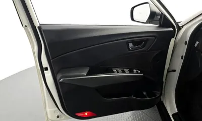 KG_Mobility_Ssangyong TIBOLI 2018, 7790 км, за 8469.06 USD - фото 24