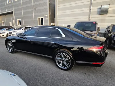 Genesis G90 2022, 57702 км, за 49153.21 USD
