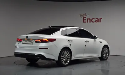 Kia K5 2019, 110150 км, за 8125.85 USD