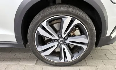 Volvo V60 2021, 58005 км, за 23730.85 USD
