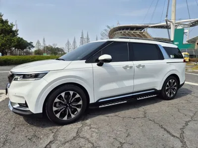 Kia Canival 2021, 21725 км, за 18248.65 USD