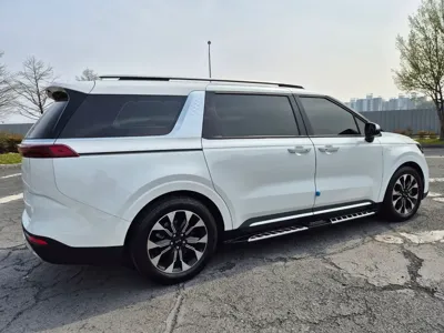 Kia Canival 2021, 21725 км, за 18248.65 USD